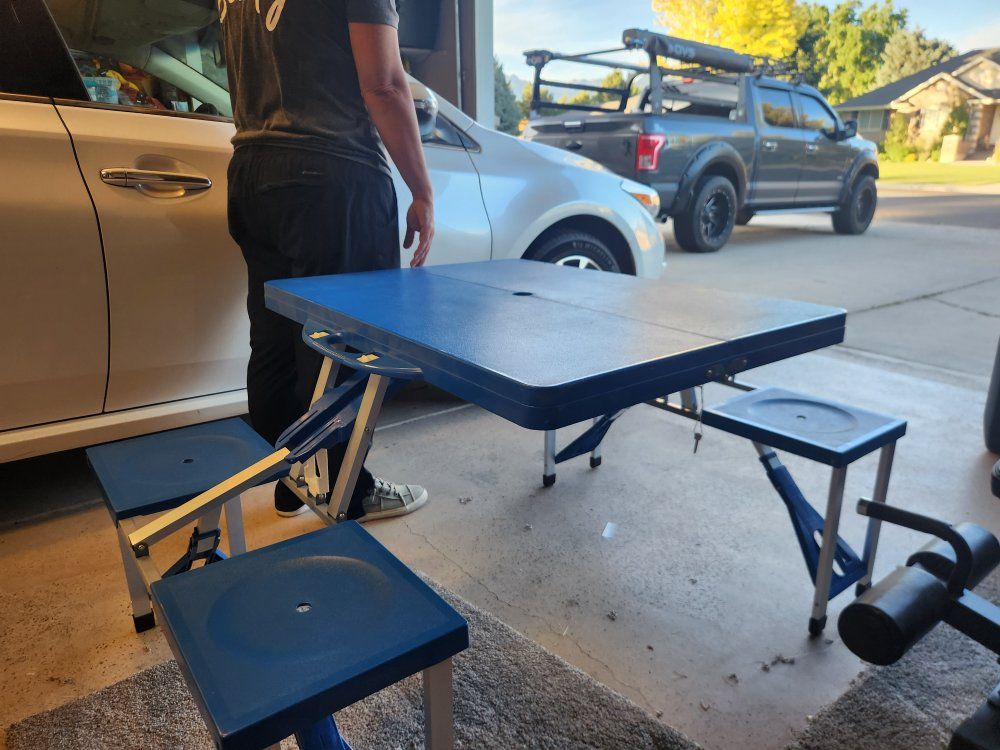 Children's portable picnic table