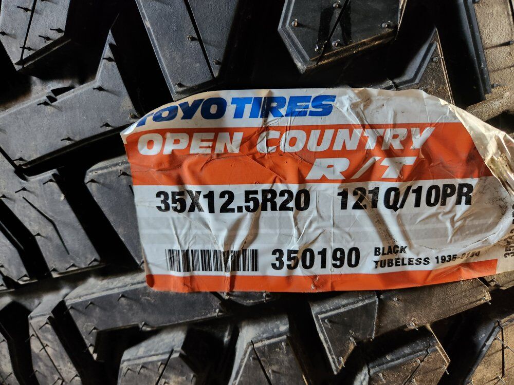 35x12.50r20 toyo open country rt