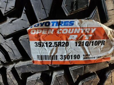 35x12.50r20 toyo open country rt
