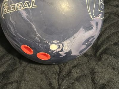 900 Global Vengeance Bowling Ball