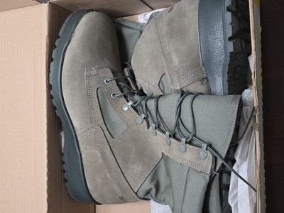 Belleville 600ST USAF Sage Green Hot Weather Steel Toe Boots - Men's 10.5W Military Workwear