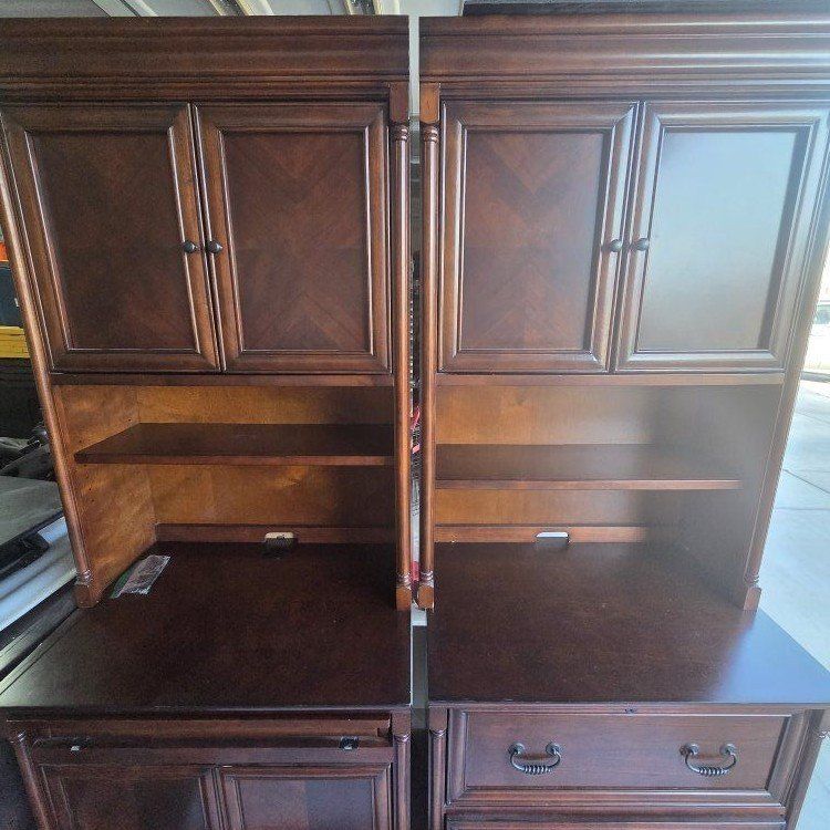 Executive Office Furniture Set