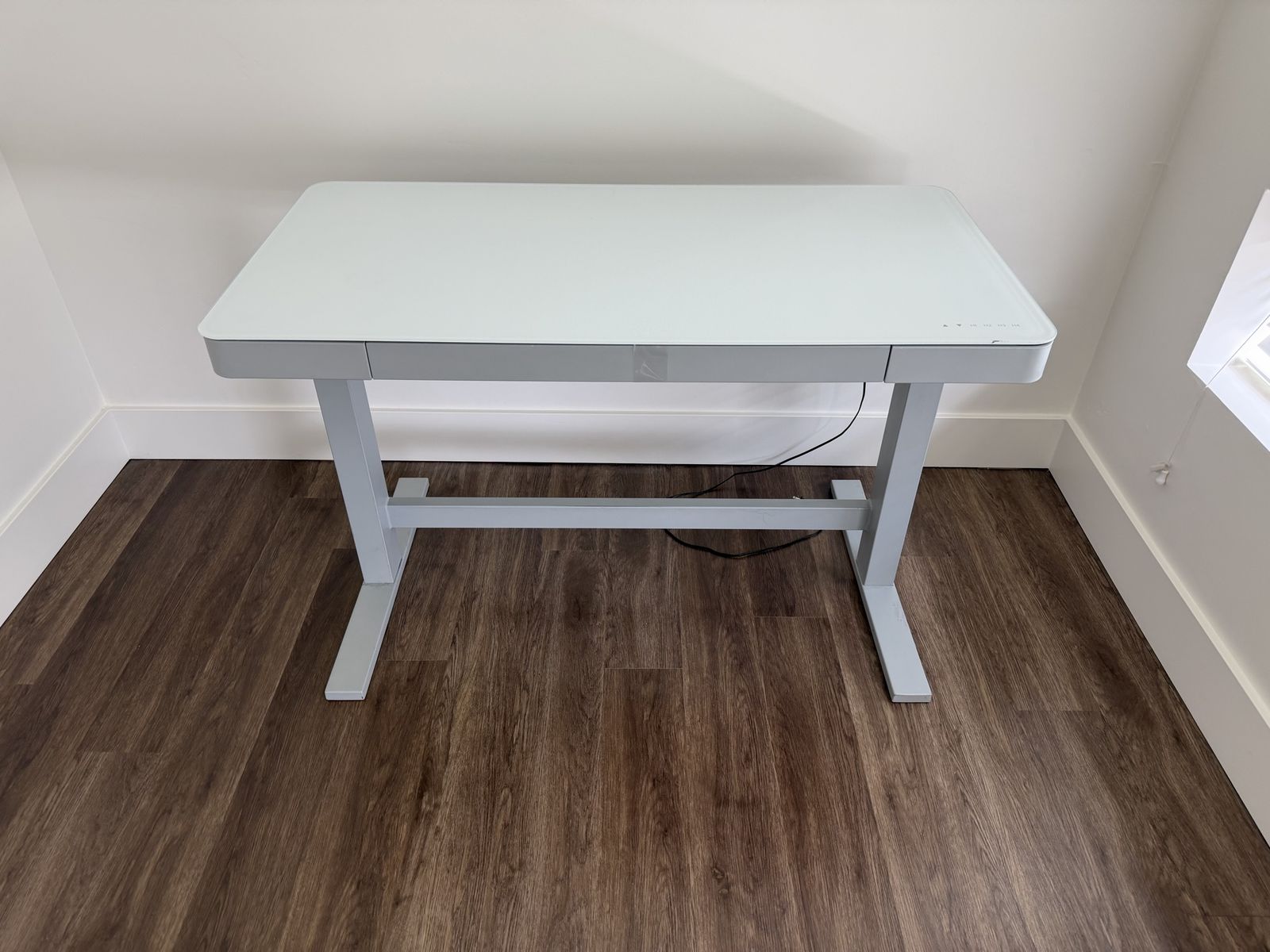 Electronic Sit/Stand Desk