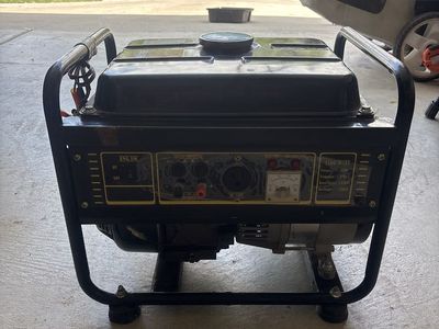Used 1200W Portable Gas Generator
