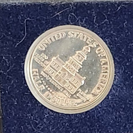 Main image 7