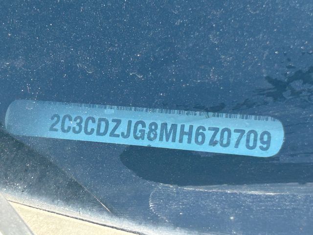 Main image 32