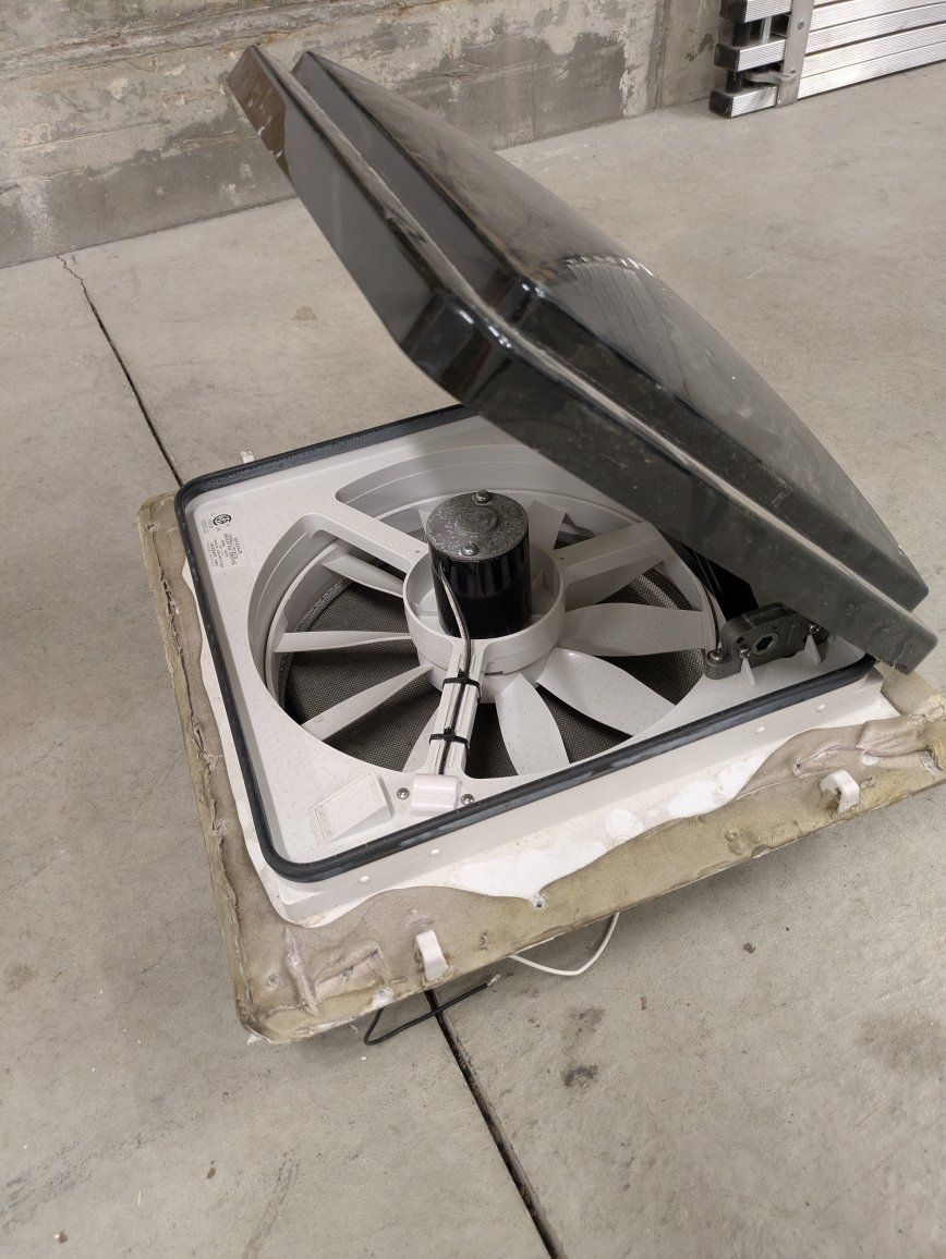 12 Volt Trailer Roof Vent Fan