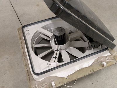 12 Volt Trailer Roof Vent Fan