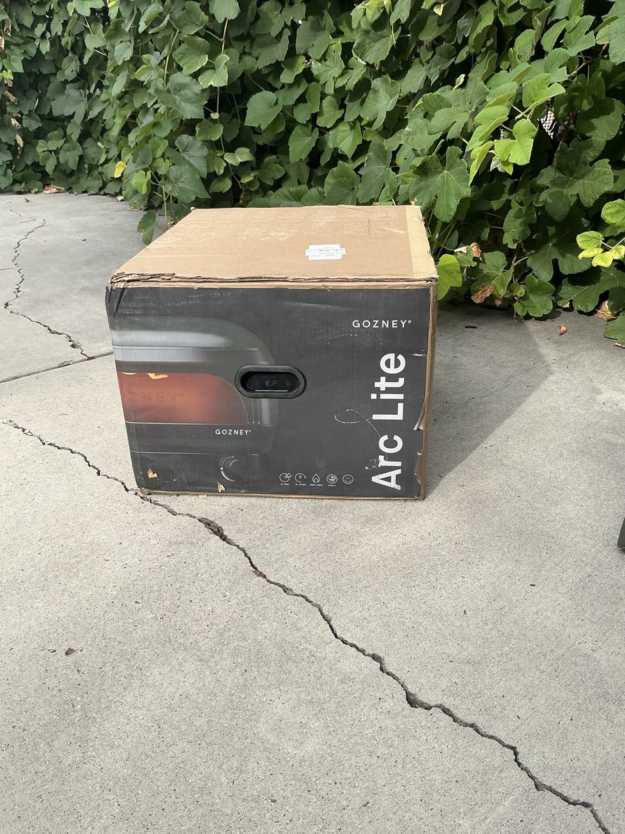 Gozney Arc Lite Pizza Oven with Arc Lite Cover Brand New in Box