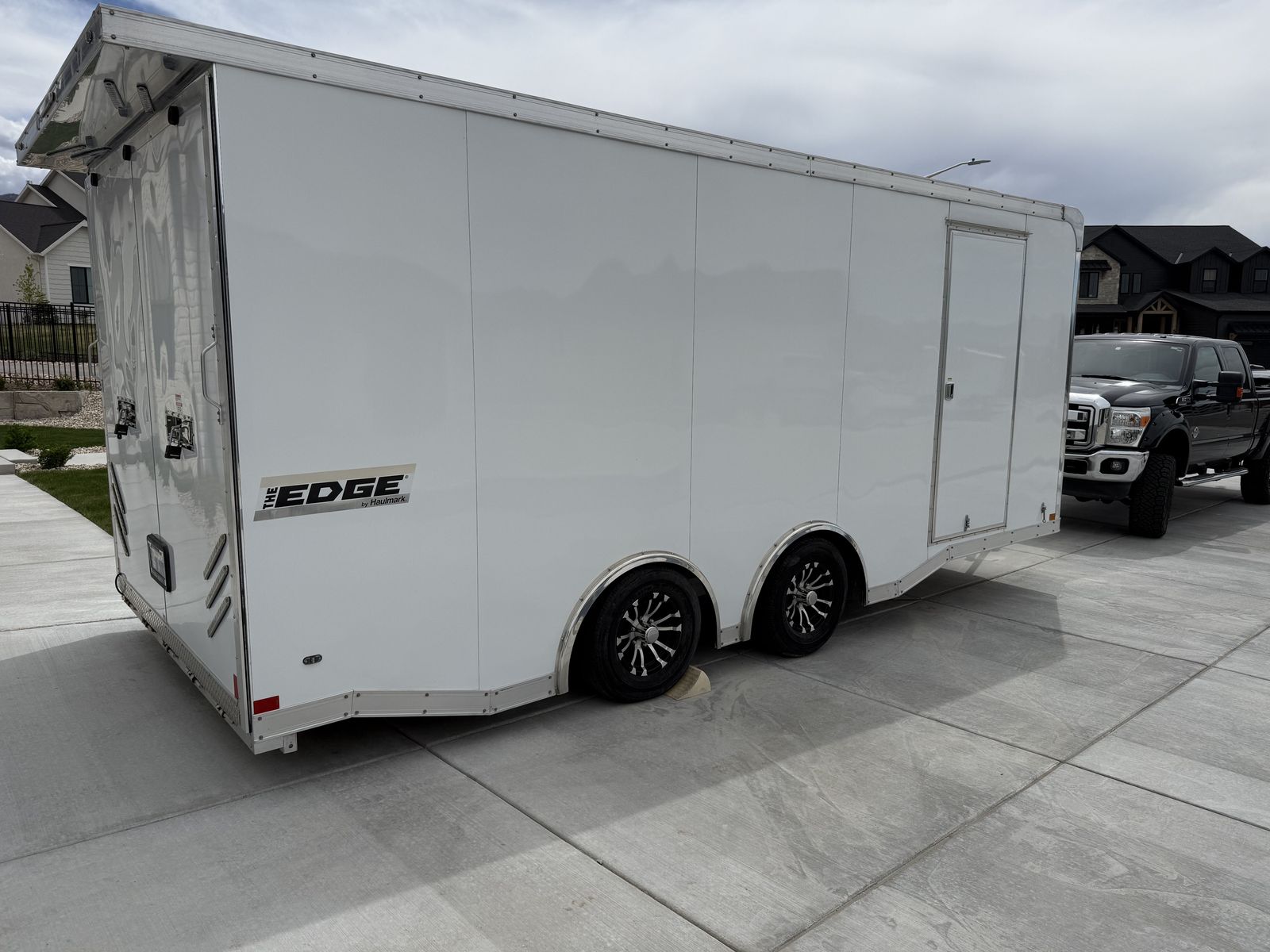 Haulmark Race Trailer 8.5 x 20 Edge ALX Race