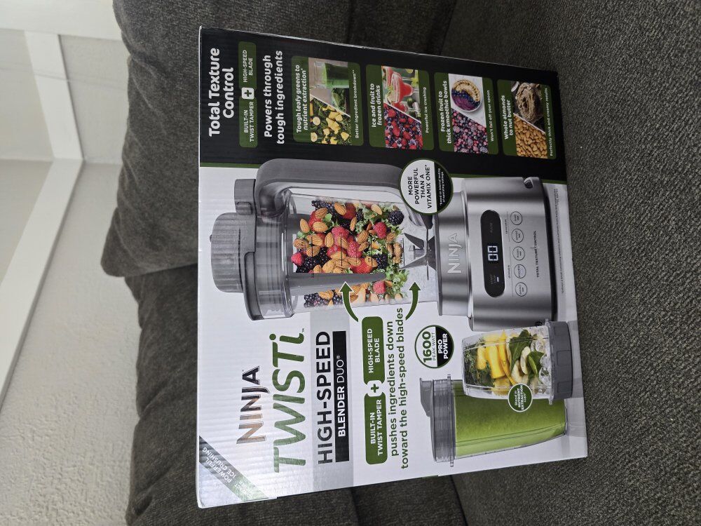 Ninja TWISTi Blender