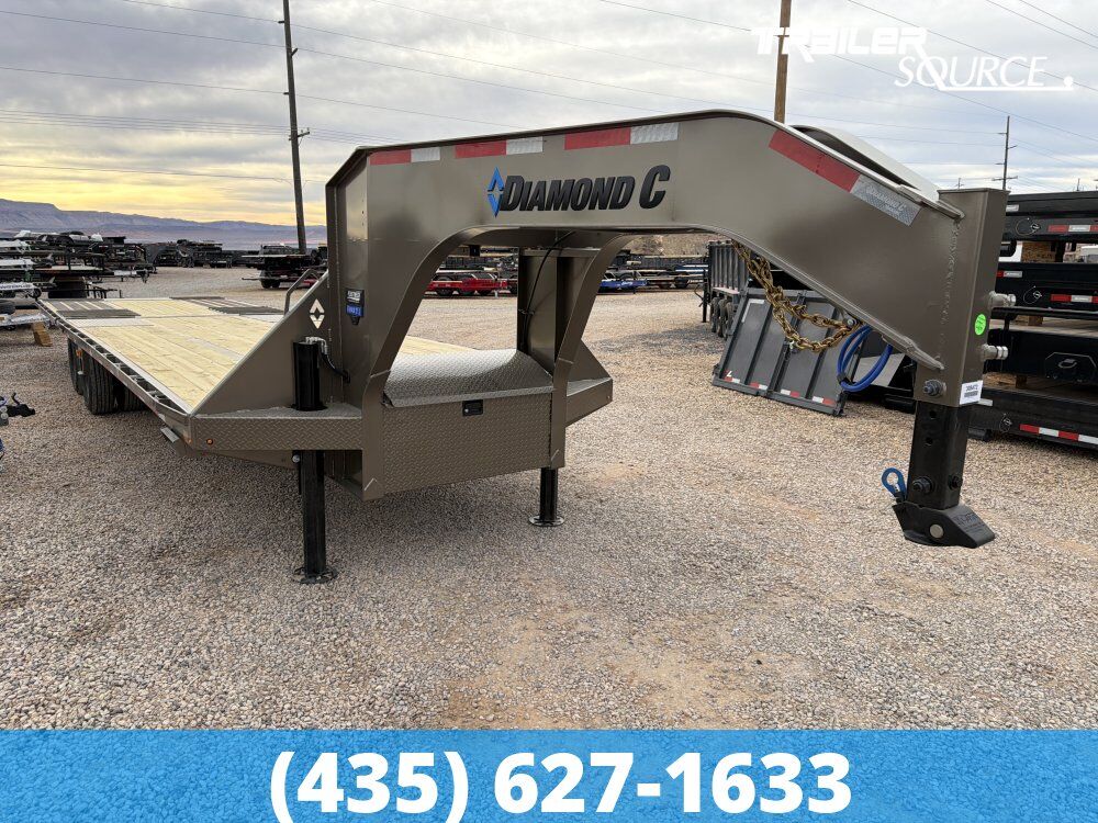 8.5x32 Diamond C FMAX-HDT 212 Gooseneck Hydraulic Dovetail Equipment Trailer -  25.9K GVWR - Hydraulic Jack(s)