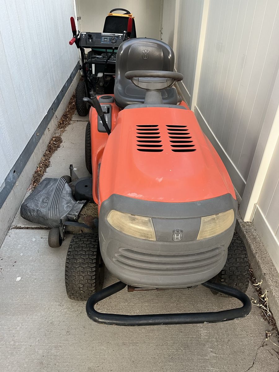 Husqvarna Riding Lawn Mower with 48 Inch Deck