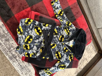 Children’s Batman robe size 4T