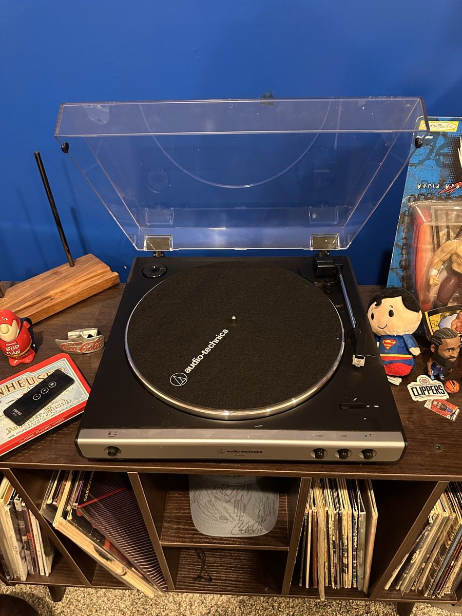 Audio-Technica AT-LP60X Turntable great condition only used a few times, I’m upgrading