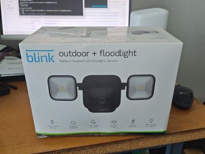 Blink Outdoor + Floodlight Battery-Powered LED Floodlight Camera Security System New Sealed