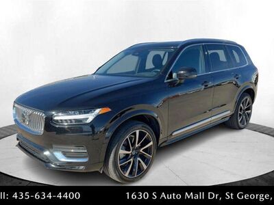 2023 Volvo XC90 B5 Plus Bright Theme