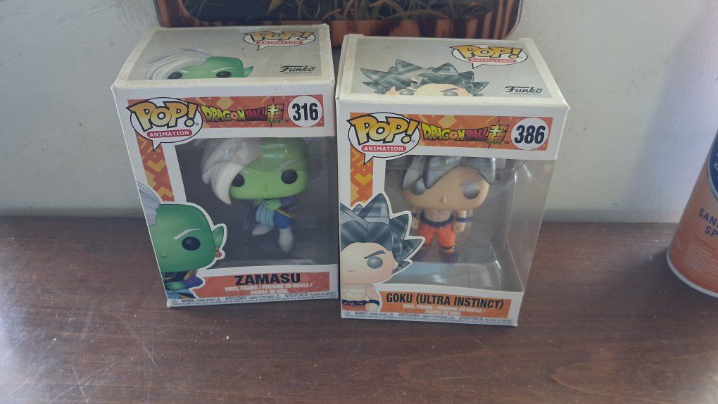 Funko Pop Dragon Ball Super Zamasu #316 and Goku Ultra Instinct #386