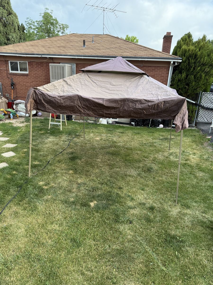 Instant canopy
