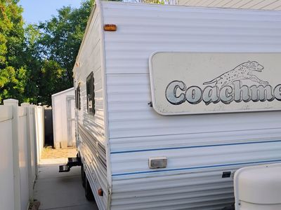 2000 coachman catalina 225QB
