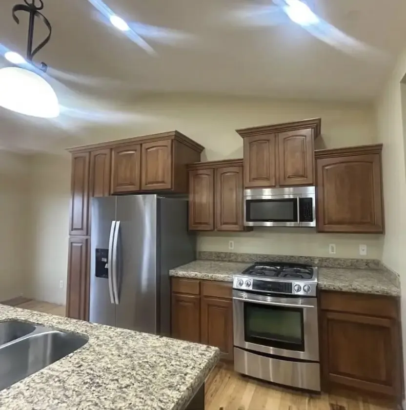 Light Brown Alder Kitchen Cabinets