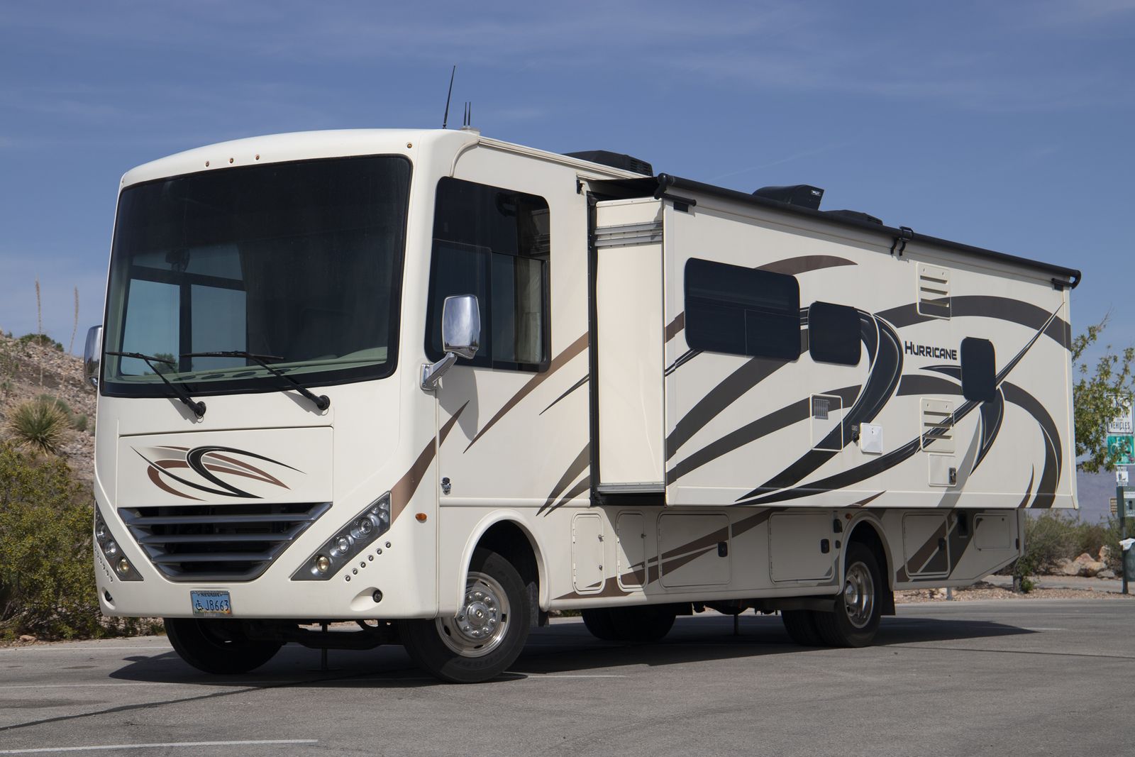 2019 Thor Hurriacane 29M V10