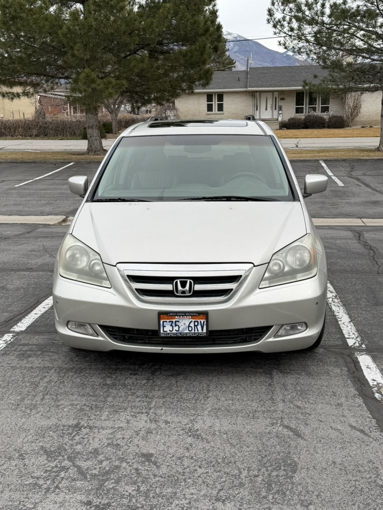 2005 HONDA ODYSSEY Touring