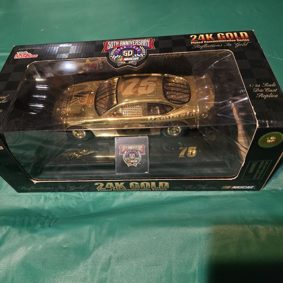 gold Nascar #75