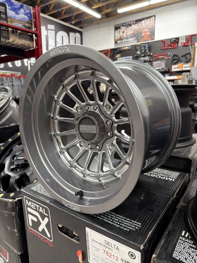 Set Of 4 Wheels bolt pattern 4/156 - Metal FX Delta Wheels 15x10
