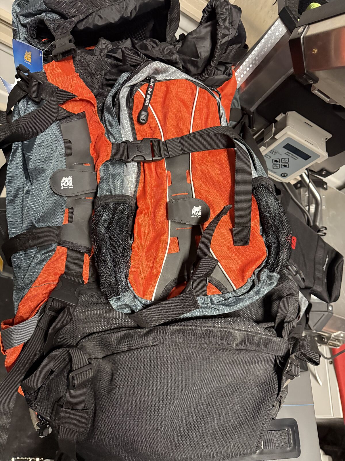 High Peak Alpine 70+10 Backpack (new)