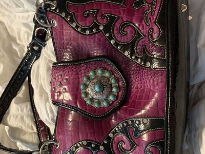 Cowgirl trendy Western-Style Magenta & Black Alligator Print Purse with Turquoise Concho & Studs