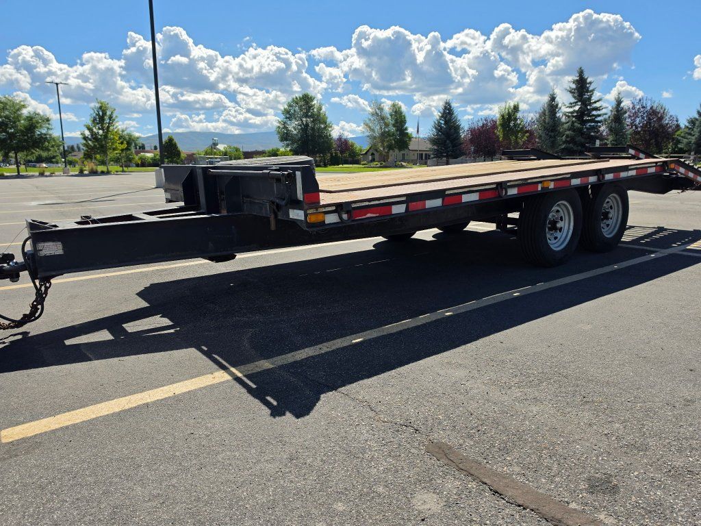 Main image 4