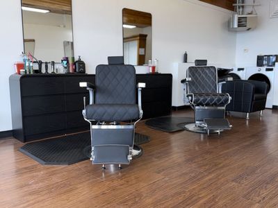 Barber Booth Rent / Studio