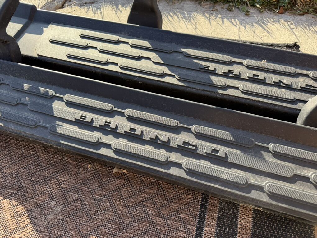 Bronco Gen 6 Ford side Steps