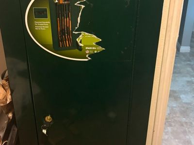 Gun Safe, (3) rifles, ammo
