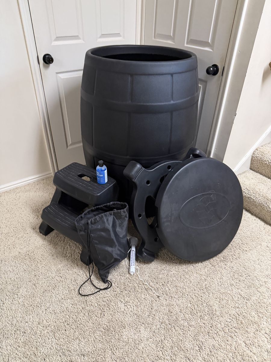 Ice barrel ice bath with steps, cover, and accessories