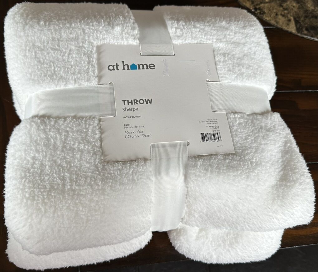 Brand New Sherpa Throw (50 in. x 60 in.)