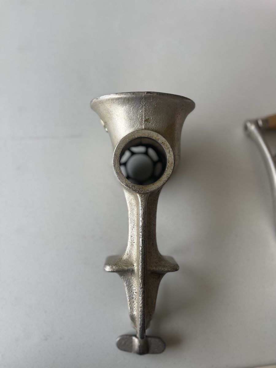 Main image 5