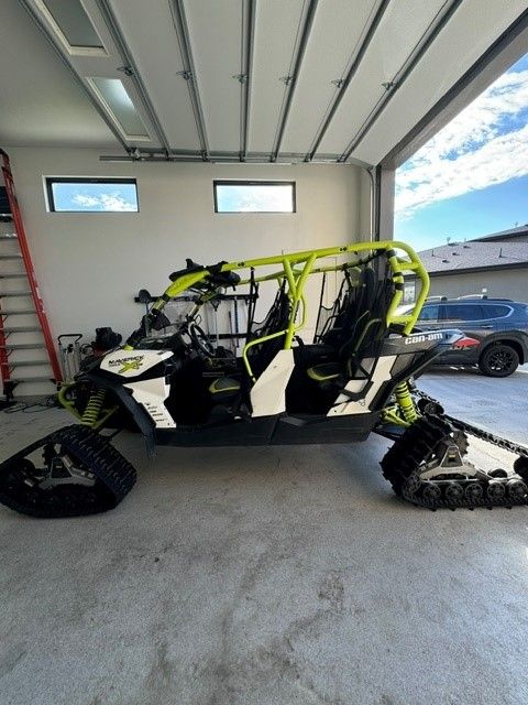 Can-Am Maverick Max 1000R with Tracks, will go ANYWHERE