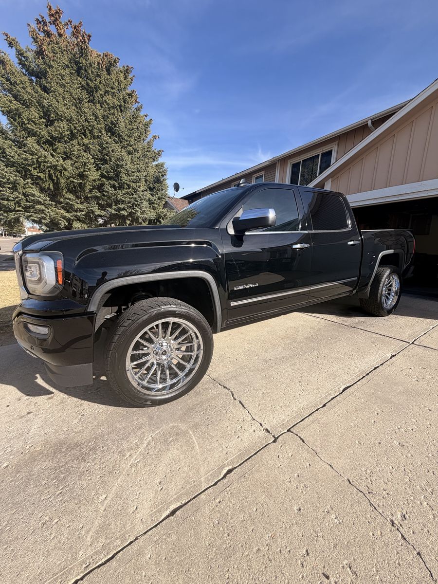 2017 GMC 1500 Denali