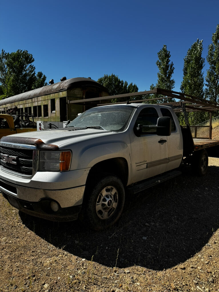 2011 GMC 2500 