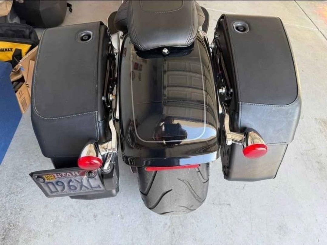 Harley Davidson Fatboy Saddle Bags