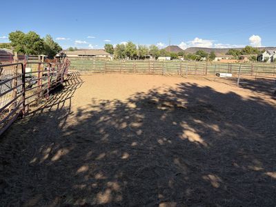 Large horse corral