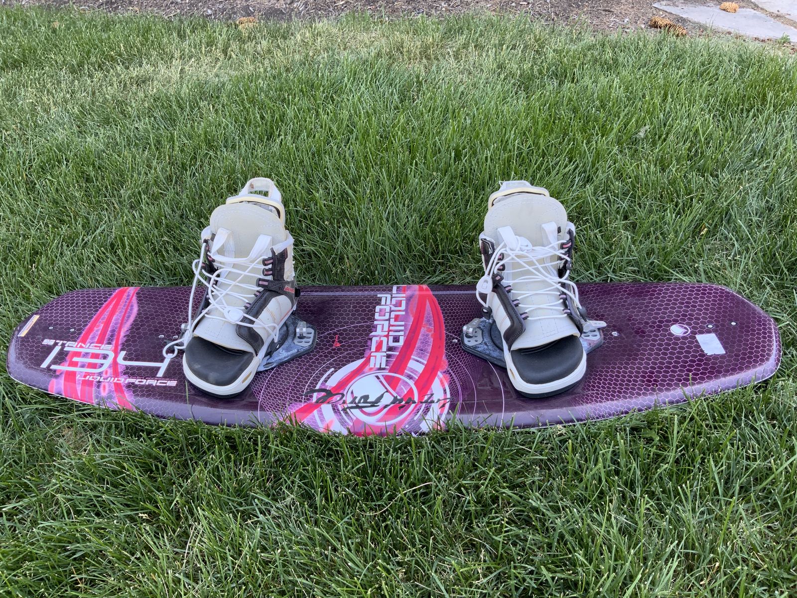 Stance 134 Liquid Force Wakeboard