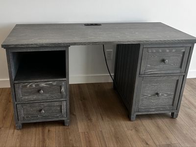 PB Teen Desk