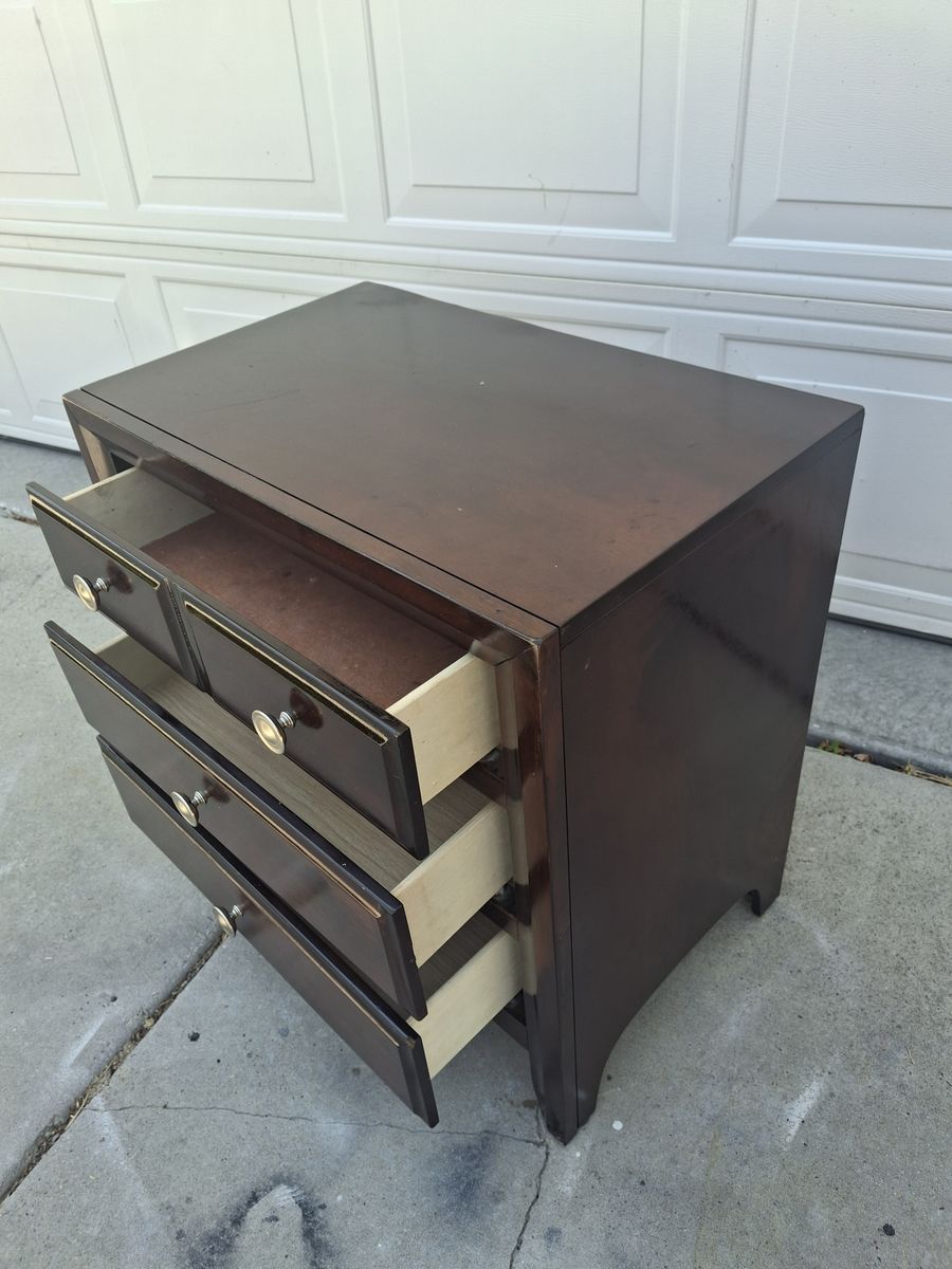 Main image 2
