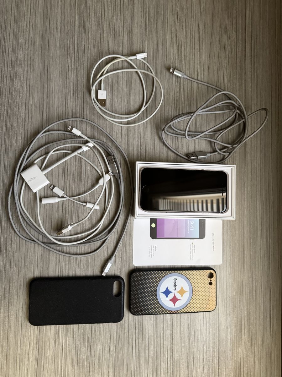 Iphone SE 3rd Gen Unlocked Carrier 128GB