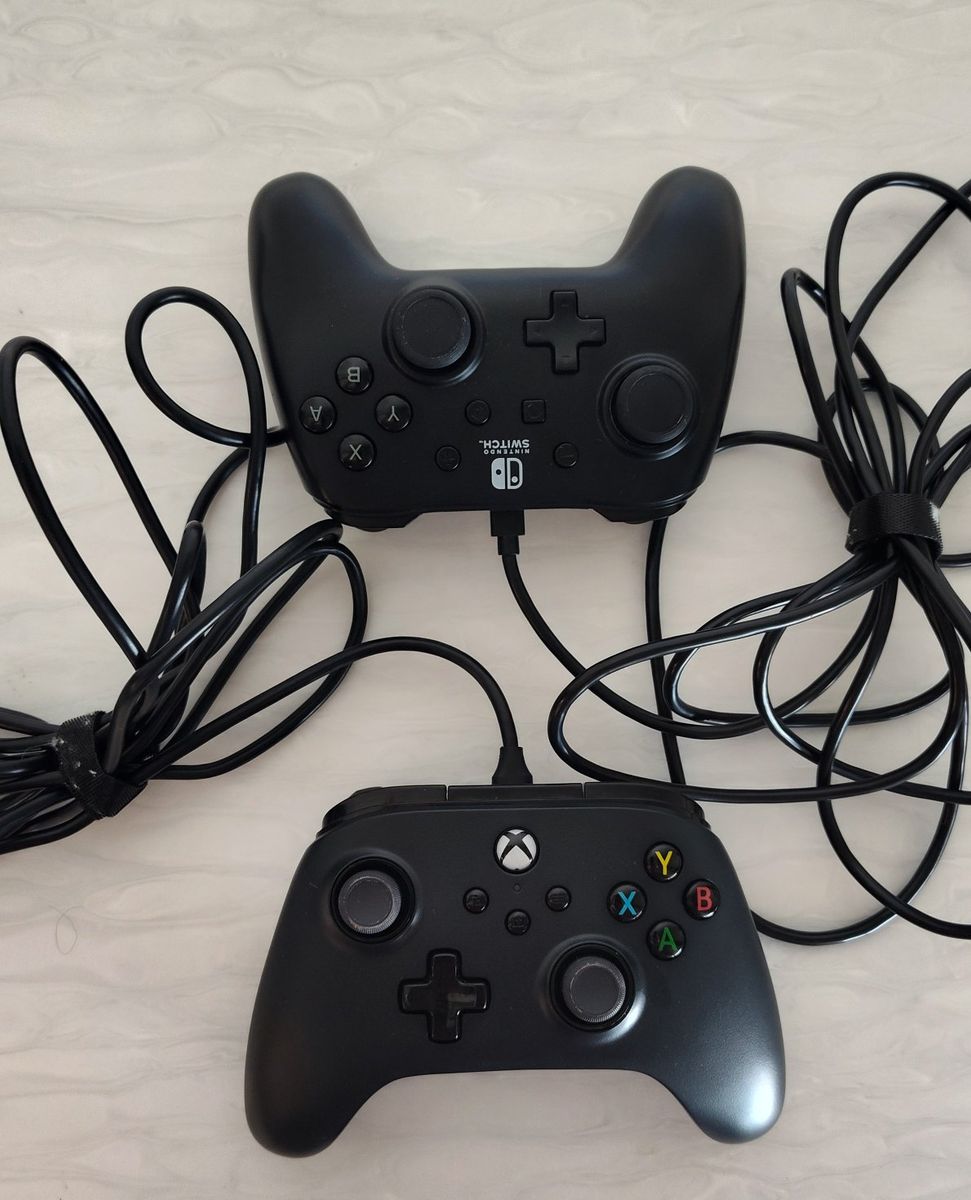 Nintendo Switch & Xbox Controllers