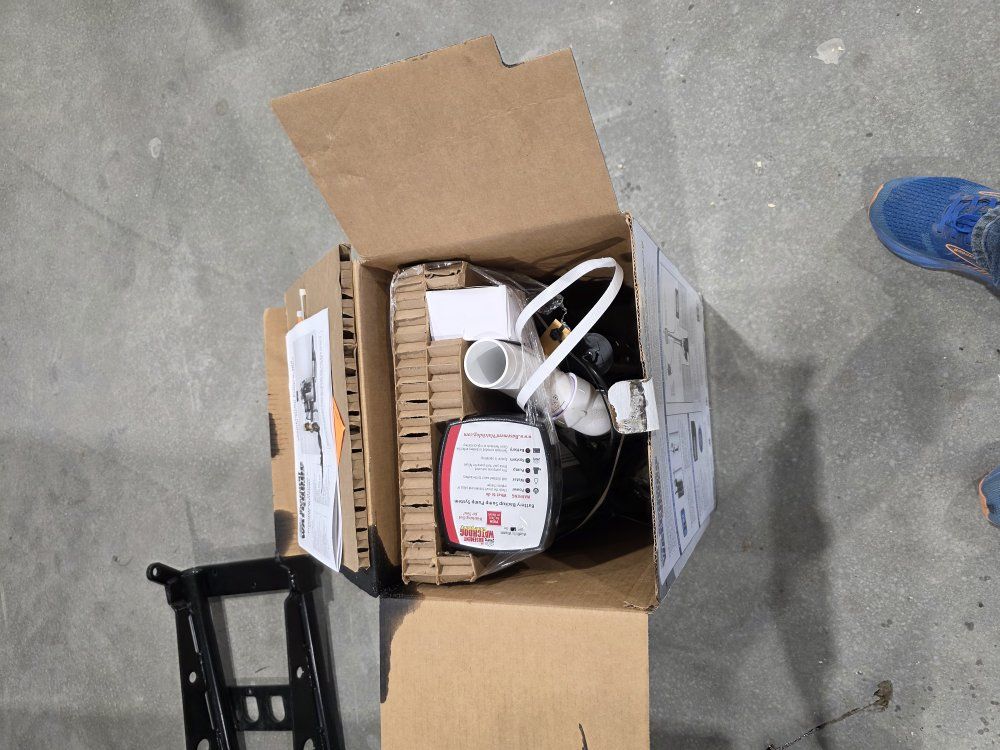 watchdog sump pump with battery