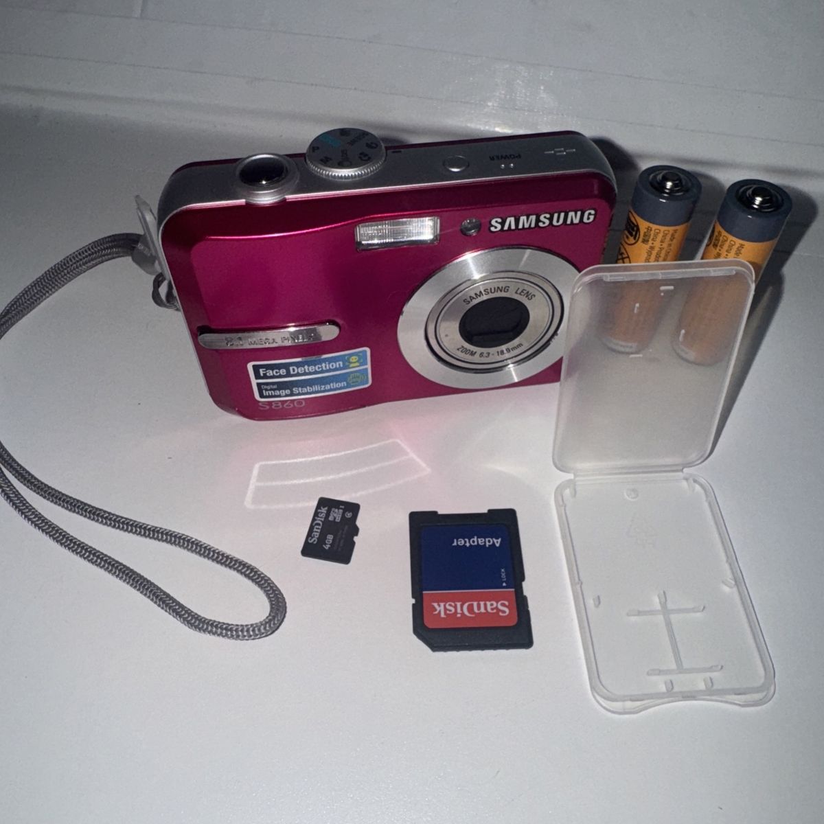 Samsung S860 Digital Camera Memory Card  Batteries